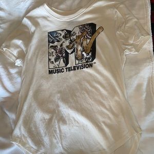 NWOT IVORY/OFF WHITE MTV TEE SZ M